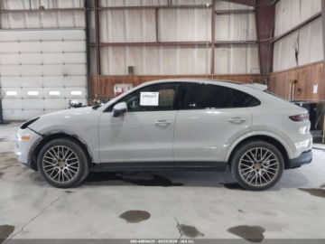Porsche Cayenne III 2023 Porsche Cayenne Coupe Platinum Edition 2023 3.0 Benzyna 335KM, zdjęcie 1