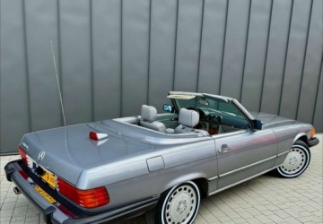 Mercedes SL R107 1987 Mercedes-Benz SL Mercedes-Benz SL 4.9 Benzyna 223KM, zdjęcie 7