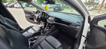 Opel Astra K Hatchback 5d 1.0 Turbo 105KM 2015 Opel Astra 1.0 Turbo 105 KM Klima PdC Import Raty Oplaty Benzyna 105KM, zdjęcie 37