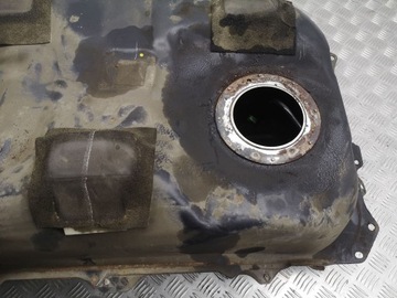 MAZDA CX-7 2010 NÁDRŽ PALIVA