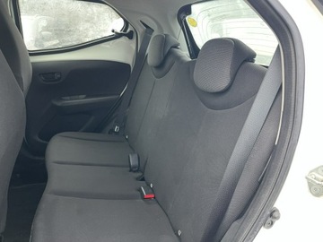 Toyota Aygo II Hatchback 3d Facelifting 1.0 VVT-i 72KM 2021 Toyota Aygo Klimatyzacja LPG, zdjęcie 9