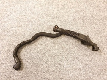 AUDI Q7 Q8 06M103210DF WĄŻ RURA ODPOWIETRZAJĄCA OE