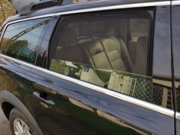 Жалюзи посвященные Volvo V70 3 поколения - 2 шт.