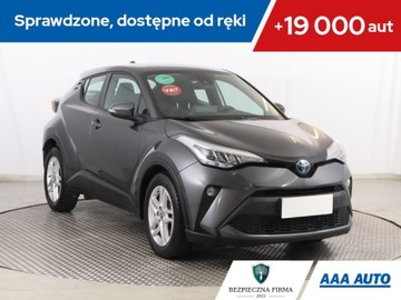 Toyota C-HR I Crossover Facelifting 1.8 Hybrid 122KM 2022 Toyota C-HR 1.8 Hybrid, Serwis ASO, Automat