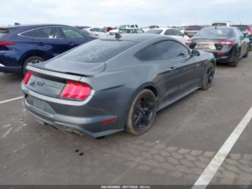Ford Mustang VI Fastback Facelifting 5.0 Ti-VCT 450KM 2022 Ford Mustang GT Premium Fastback 2022 5.0l 5.0 Benzyna 450KM, zdjęcie 5