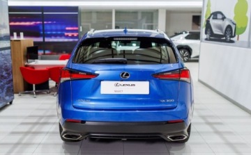 Lexus NX I SUV Facelifting 300 238KM 2019 Lexus NX 300 Optimum AWD 2.0 Benzyna 238KM, zdjęcie 4