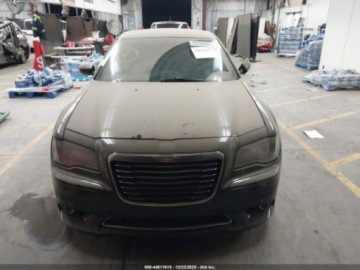 Chrysler 300C II 2012 Chrysler 300 SRT8 2012 6.4 Benzyna 470KM, zdjęcie 7