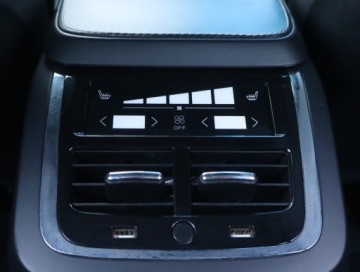 Volvo V90 II Kombi 2.0 T4 190KM 2019 Volvo V90 T4, Automat, Skóra, Navi, Klima, zdjęcie 17