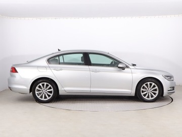 Volkswagen Passat B8 Limousine 2.0 TSI BlueMotion Technology 220KM 2015 VW Passat 2.0 TSI, Salon Polska, Serwis ASO, zdjęcie 5