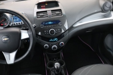 Chevrolet Spark II Hatchback 1.2L DOHC 81KM 2010 Chevrolet Spark 1.2 16V, Klima, Klimatronic, zdjęcie 7
