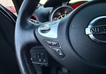 Nissan Juke I SUV Facelifting 1.2 DIG-T (Euro 6) 115KM 2017 Nissan Juke Pl Salon , przepiekne wnetrze z czerwonymi wstawkami 1.2 115KM, zdjęcie 30