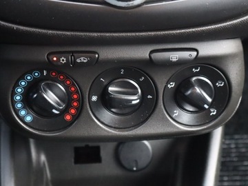 Opel Corsa E Hatchback 3d 1.4 Twinport 75KM 2015 Opel Corsa 1.4, Salon Polska, Klima, Tempomat, zdjęcie 11