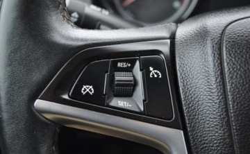 Opel Astra J Sports Tourer 1.4 Turbo ECOTEC 140KM 2012 Opel Astra 1.4 150 JAHRE Benzyna Tempomat Cz. parkowania Klimatyzacja 1.4, zdjęcie 23