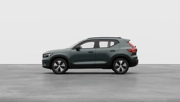 Volvo XC40 Crossover Facelifting 2.0 B4 197KM 2025 Volvo XC 40 Plus Dark B4 Mild Hybrid Benzyna, zdjęcie 6