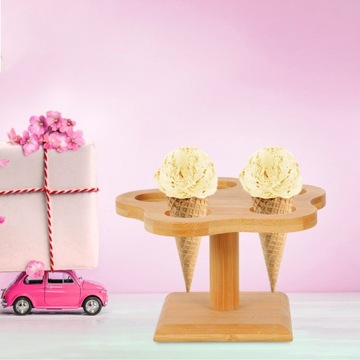 Drewniany pojemnik na kremową tacę do serwowania w kształcie stożka