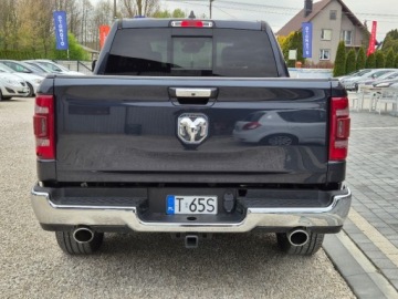 Dodge Ram V 5.7 HEMI 401KM 2021 Dodge RAM Ful Opcja przebieg 4 tys km 5.7 Benzyna zarejestrowany 1 wlascic, zdjęcie 6