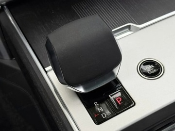 Land Rover Range Rover V SWB PHEV 3.0 550e 550KM 2025 Range Rover P550e Autobiography 3.0 (550KM) 2025, zdjęcie 10