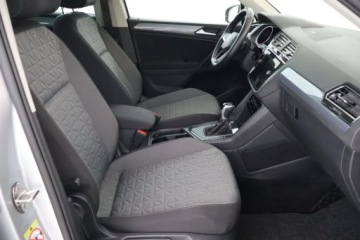 Volkswagen Tiguan II SUV Facelifting 2.0 TDI 150KM 2022 VW Tiguan 2.0 TDI, Salon Polska, 1. Właściciel, zdjęcie 8