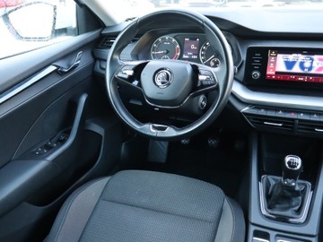 Skoda Octavia IV Scout 1.5 TSI ACT 150KM 2021 Skoda Octavia 1.5 TSI, Salon Polska, zdjęcie 6