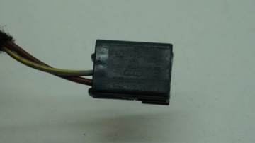 AUDI VOLKSWAGEN штекерный кубик 8K0973754