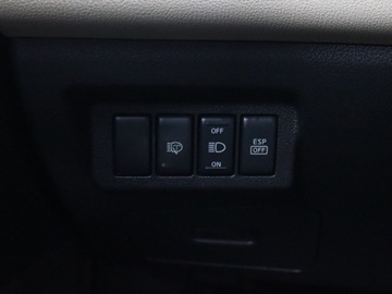 Nissan X-Trail II 2.0 dCi 173KM 2009 Nissan X-Trail 2.0 dCi, Salon Polska, 170 KM, zdjęcie 17