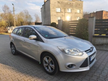 Ford Focus III Kombi Facelifting 1.0 EcoBoost 125KM 2014 Ford Focus LIVT stan BDB, zdjęcie 8