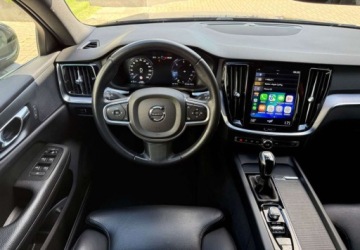 Volvo V60 II  Kombi 2.0 D3 150KM 2019 Volvo V60 Volvo V60 D3 Momentum Core 2.0 Diesel 150KM, zdjęcie 24