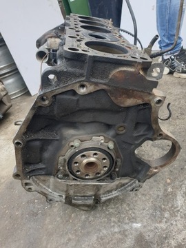 НИЖНИЙ БЛОК ДВИГАТЕЛЯ VW T4 2.5 TDI 102 л.с. ACV
