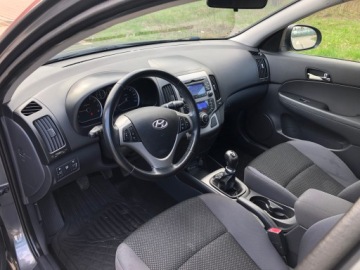 Hyundai i30 I CW Facelifting 1.6 DOHC CVVT 126KM 2011 HYUNDAI i30 1.6 BENZYNA ALU KLIMA HAK OPŁACONY Z NIEMIEC, zdjęcie 8