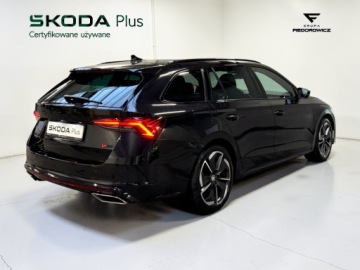 Skoda Octavia IV RS Kombi 2.0 TDI SCR 200KM 2022 Skoda Octavia Skoda Octavia RS TDI 200 KM Bogata w, zdjęcie 7