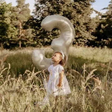 2шт кремовые воздушные шары с цифрами и воздушным шаром из фольги с короной