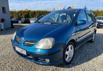 Nissan Almera Tino 2003