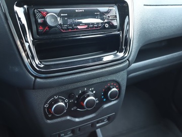 Dacia Lodgy Minivan Facelifting 1.5 Blue dCi 115KM 2021 Dacia Lodgy 1.5 Blue dCi, Salon Polska, zdjęcie 11