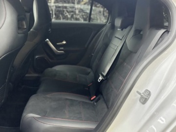 Mercedes Klasa A W177/V177 2025 MERCEDES-BENZ A Klasa 250 e AMG Line 1.3 272KM, zdjęcie 14