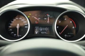 Alfa Romeo Giulietta Nuova II Hatchback 5d Facelifting 2016 1.6 JTDM-2 120KM 2017 Alfa Romeo Giulietta 1.6 JTDM, Salon Polska, zdjęcie 7