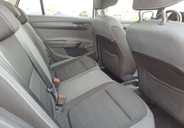 Skoda Fabia III Kombi Facelifting 1.0 TSI 95KM 2021 Skoda Fabia Ambition 1.0 TSI 95 KM Klimatyzacja Czujniki LED ASO, zdjęcie 10