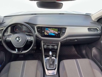 Volkswagen T-Roc I SUV 1.5 TSI ACT 150KM 2021 Volkswagen T-Roc 1.5TSI 150KM DSG FV23 Panorama Kamera cofania 1.5, zdjęcie 9