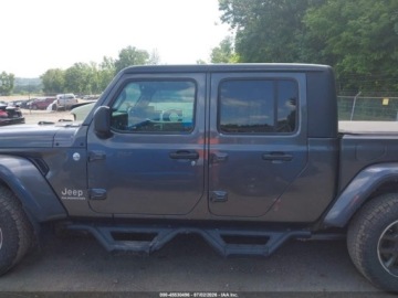 Jeep Gladiator 2021 Jeep Gladiator Overland 4x4 2021 3.6 Benzyna 285KM, zdjęcie 1