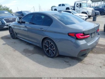 BMW Seria 5 G30-G31 2022 BMW Seria 5 540I 2022 3.0 Benzyna 335KM, zdjęcie 2