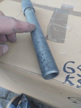 SUZUKI GSX-R 1000 K5 K6 ПЕРЕДНЯЯ ОСЬ