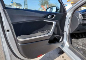 Kia Ceed III Kombi 1.6 CRDi 136KM 2021 Kia Ceed 1.6 Diesel 135KM, zdjęcie 9