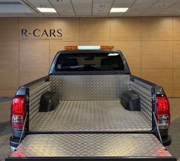 Toyota Hilux VIII Podwójna kabina 2.4 D-4D 150KM 2019 Toyota Hilux salon Polska FV 23 tylko 19 tys km R CARS Warszawa 2.4 150KM, zdjęcie 4