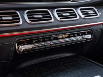 Mercedes GLE V167 SUV Facelifting 2.0 300d 269KM 2025 GLE Coupe 300 d 4-Matic AMG Line 2.0 (269KM) 2025, zdjęcie 9