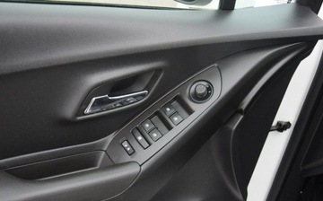 Chevrolet Trax 1.6 115KM 2013 Chevrolet Trax 1.6 MPI Biala Perla Klima Kamera Hak Sprowadzony Oplacony, zdjęcie 27