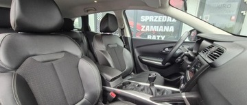 Renault Kadjar Crossover 1.5 dCi 110KM 2016 Renault Kadjar Zarejestrowany bogata opcja wyposazenia. 1.5 Diesel 110KM, zdjęcie 6