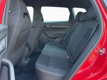 Skoda Karoq Crossover Facelifting 2.0 TDI SCR 150KM 2022 Skoda Karoq LED Matrix ACC Grzane fotele i szyba przednia Kamera AC 3-stre, zdjęcie 10