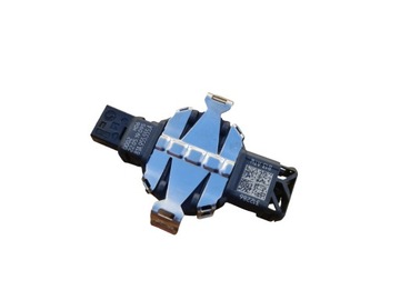 A4 B9 8W CZUJNIK SENSOR DESZCZU 81A955555A A5 8W