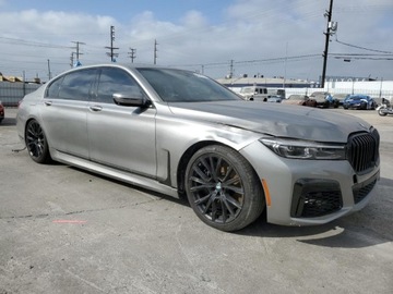 BMW Seria 7 G70 2022 BMW Seria 7 740i 2022 3.0l 3.0 Benzyna 335KM, zdjęcie 4