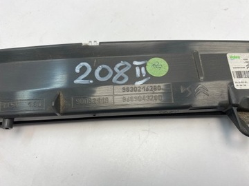 PEUGEOT 208 II SVĚTLO STOP 9689043280