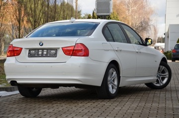 BMW Seria 3 E90-91-92-93 Limuzyna E90 318i 143KM 2011 SUPER OPŁACONA 2.0i 143KM LIFT SERWIS NAVI BI-XENON PARKTRONIK START/STOP, zdjęcie 10